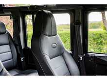Land Rover Defender 110 TDCi XS - U743