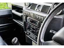Land Rover Defender 110 TDCi XS - U743