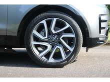 Land Rover Discovery SD V6 Landmark Edition - U749