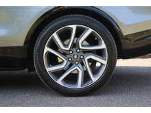 Land Rover Discovery SD V6 Landmark Edition - U749