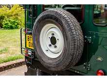 Land Rover Defender 90 TD5 County - U757