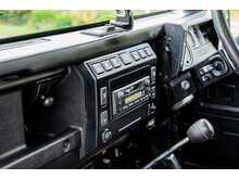 Land Rover Defender 90 TD5 County - U757