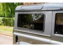 Land Rover Defender 90 TD5 County - U760