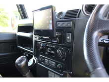 Land Rover Defender 90 TDCi XS - U764