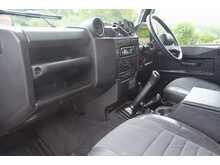 Land Rover Defender 90 TDCi XS - U769