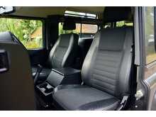 Land Rover Defender 90 TDCi XS - U769