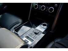Land Rover Discovery TD V6 HSE Luxury - U772