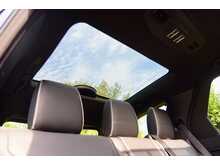 Land Rover Discovery TD V6 HSE Luxury - U772