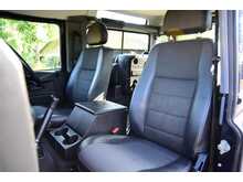 Land Rover Defender 90 TDCi XS - U775