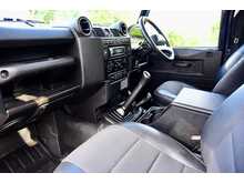 Land Rover Defender 90 TDCi XS - U776