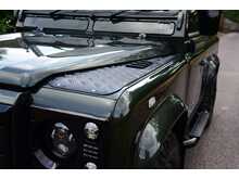 Land Rover Defender 90 TD5 XS - U777