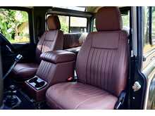 Land Rover Defender 90 TD5 XS - U777