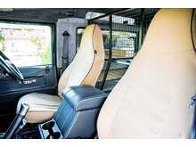 Land Rover Defender 90 TDCi XS - U778