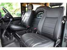 Land Rover 90  - U779