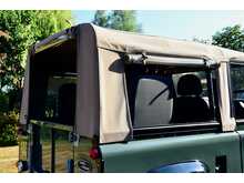 Land Rover 90  - U779