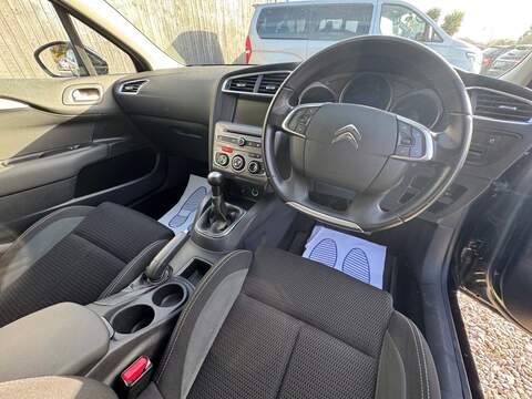 Citroen C4 BlueHDi Feel - U1119