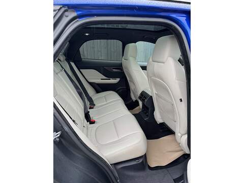 Jaguar F-PACE D300 V6 First Edition - U1321