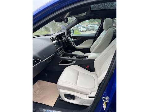 Jaguar F-PACE D300 V6 First Edition - U1321