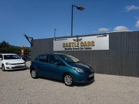 Toyota Yaris Active Hatchback 1.0 Manual Petrol