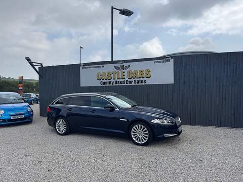 Jaguar XF 3.0 D300 V6 First Edition SUV 5dr Diesel Auto AWD Euro 6 (s/s) (300 ps)