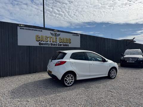 Mazda Mazda2 Tamura - U1392