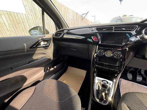 Citroen DS 3 BlueHDi DStyle Nav - U1404