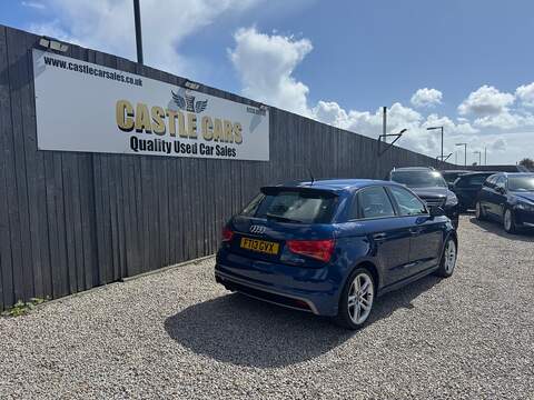 Audi A1 TFSI S line - U1427