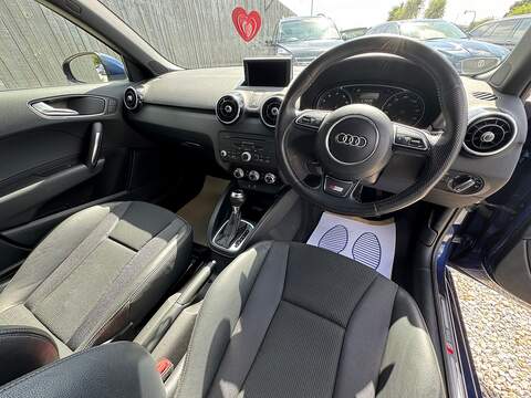 Audi A1 TFSI S line - U1427