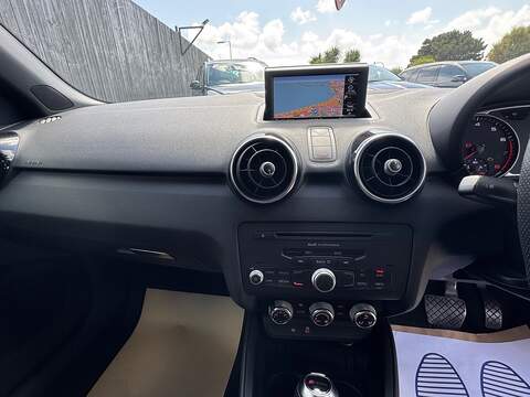 Audi A1 TFSI S line - U1427