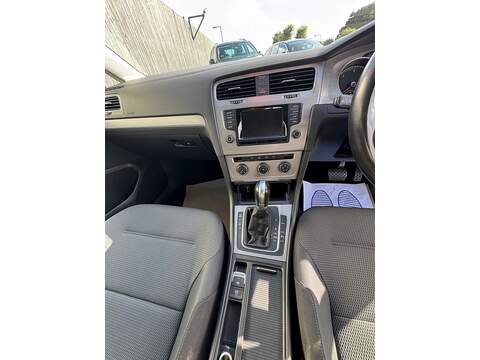 Volkswagen Golf TDI BlueMotion Tech SE - U1437