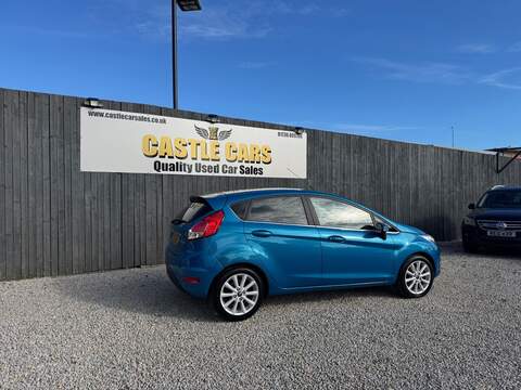 Ford Fiesta T EcoBoost Titanium - U1459