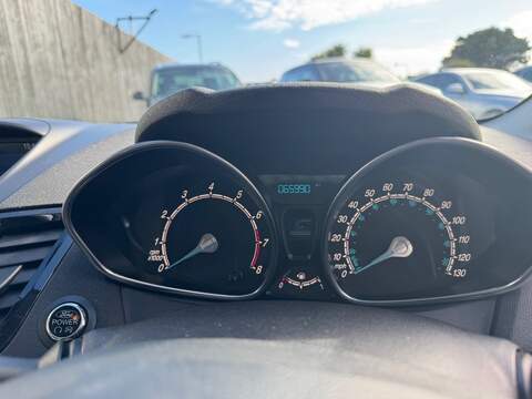 Ford Fiesta T EcoBoost Titanium - U1459