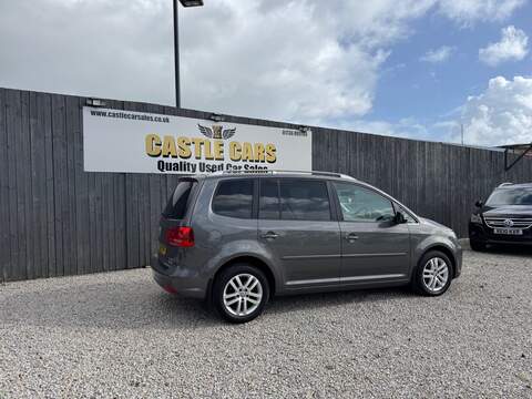 Volkswagen Touran TDI SE - U1472