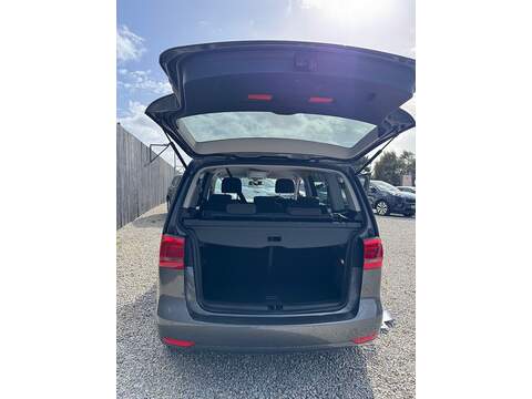 Volkswagen Touran TDI SE - U1472