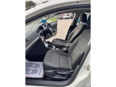 Volkswagen Golf TDI BlueMotion Tech Match - U1474