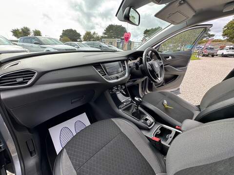Vauxhall Grandland X Turbo Sport Nav - U1477