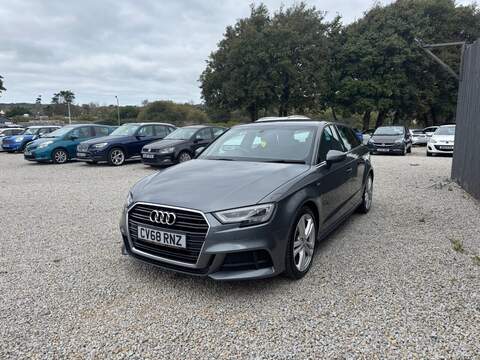 Audi A3 TFSI CoD S line - U1480