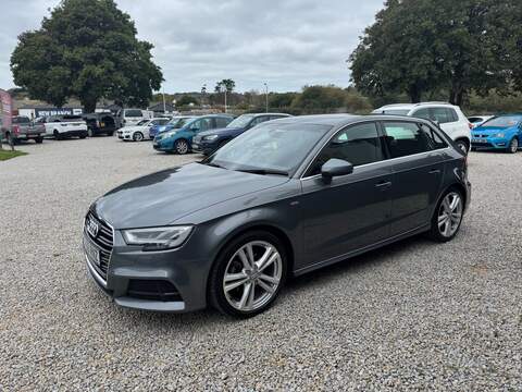 Audi A3 TFSI CoD S line - U1480