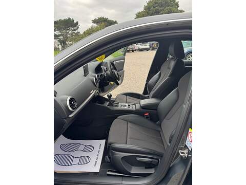 Audi A3 TFSI CoD S line - U1480