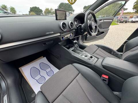 Audi A3 TFSI CoD S line - U1480