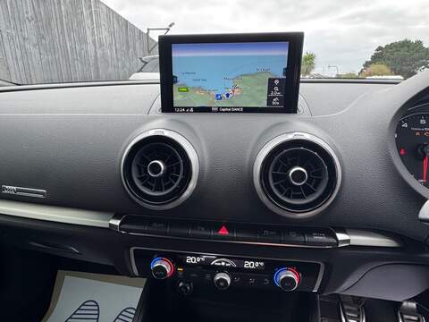 Audi A3 TFSI CoD S line - U1480