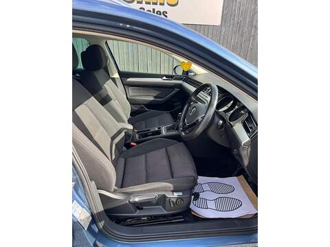 Volkswagen Passat TDI BlueMotion Tech SE Business - U1484