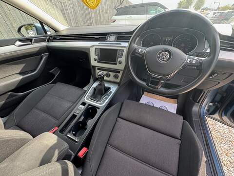 Volkswagen Passat TDI BlueMotion Tech SE Business - U1484