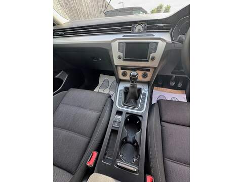 Volkswagen Passat TDI BlueMotion Tech SE Business - U1484