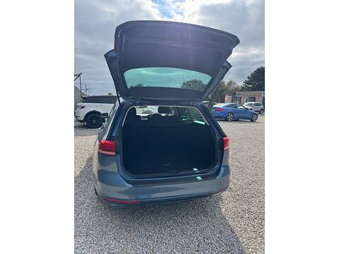 Volkswagen Passat TDI BlueMotion Tech SE Business - U1484