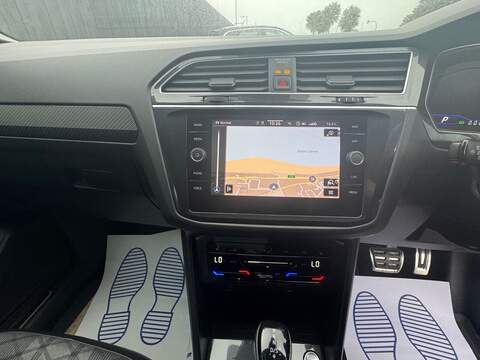 Volkswagen Tiguan TDI R-Line - U1511