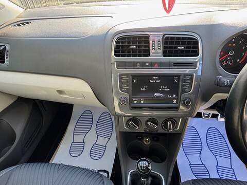 Volkswagen Polo TSI BlueMotion Tech SE Design - U1514