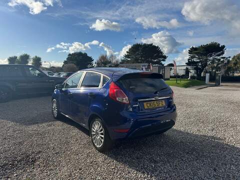 Ford Fiesta T EcoBoost Titanium - U1517