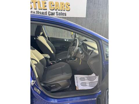 Ford Fiesta T EcoBoost Titanium - U1517