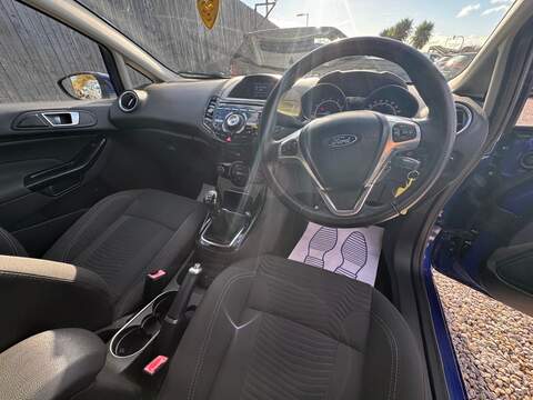Ford Fiesta T EcoBoost Titanium - U1517